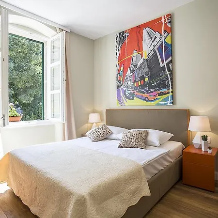 Konukevi Piano Nobile 4*