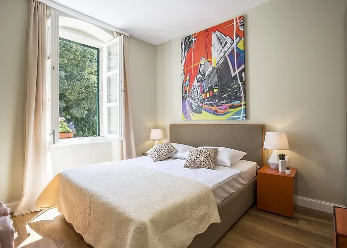 Gostinjska kuća Piano Nobile 4*